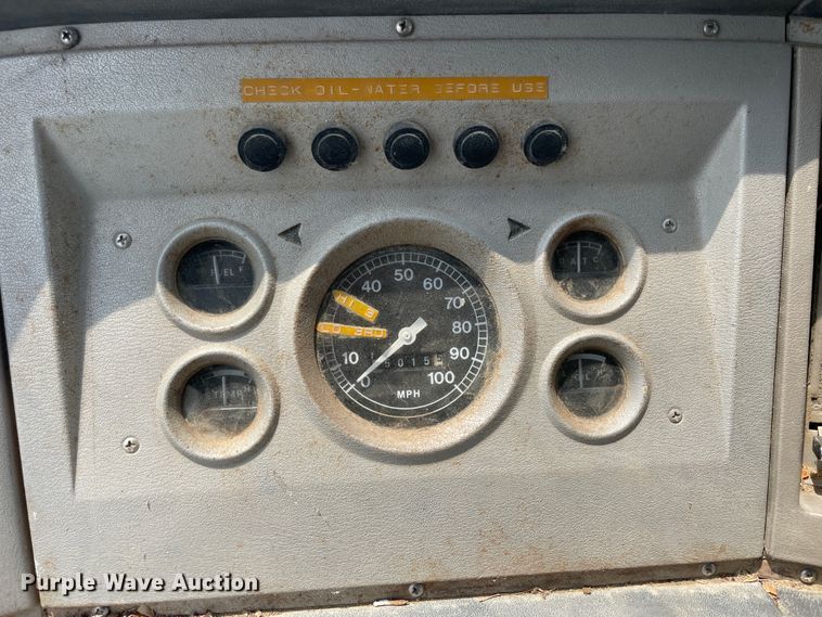 image for item KK9590 1973 Ford N700  grain truck