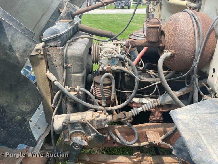 image for item KK9590 1973 Ford N700  grain truck