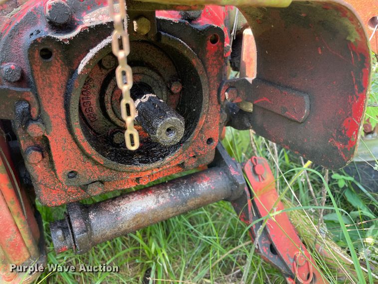 image for item KK9612 Farmall 560  tractor