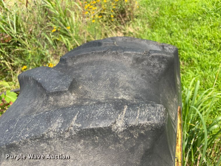 image for item KK9612 Farmall 560  tractor