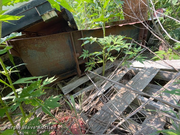 image for item KK9612 Farmall 560  tractor