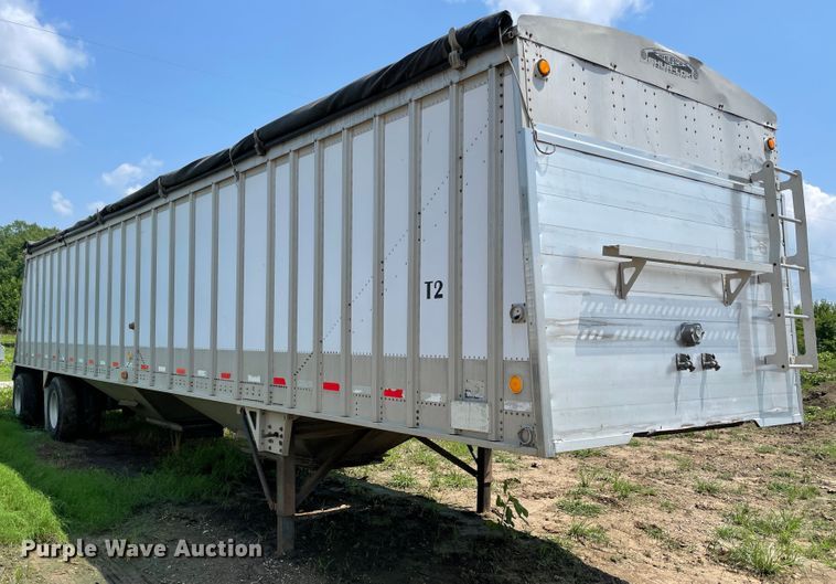 image for item KK9616 2001 Cornhusker  grain trailer