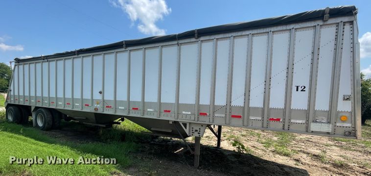 image for item KK9616 2001 Cornhusker  grain trailer