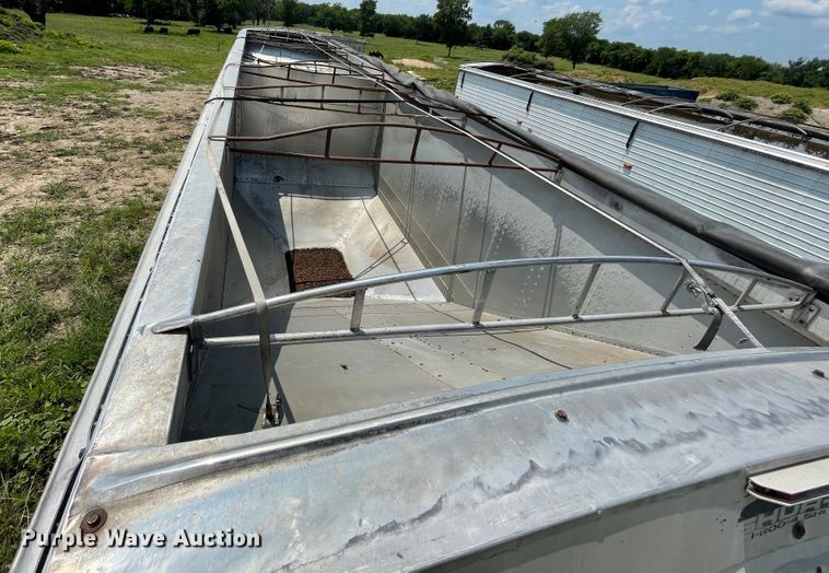 image for item KK9616 2001 Cornhusker  grain trailer