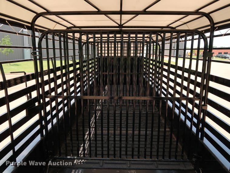 image for item KQ9830 2016 Cm Trailers CMS9440-2800370  livestock trailer