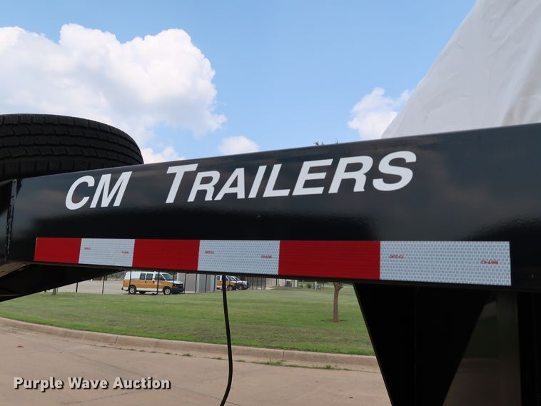 image for item KQ9830 2016 Cm Trailers CMS9440-2800370  livestock trailer