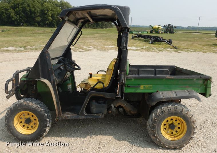 image for item KU9375 2009 John Deere 620i  utility vehicle