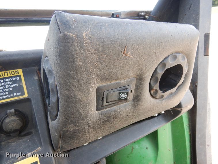 image for item KU9375 2009 John Deere 620i  utility vehicle