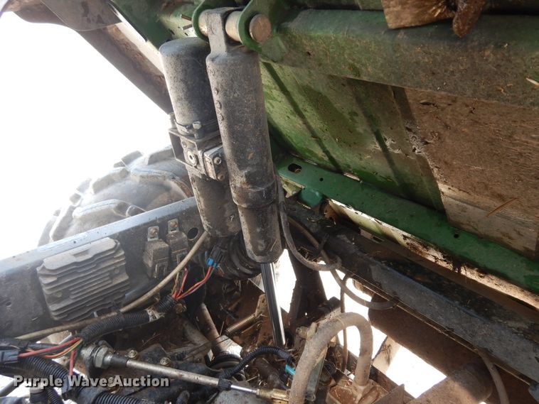 image for item KU9375 2009 John Deere 620i  utility vehicle