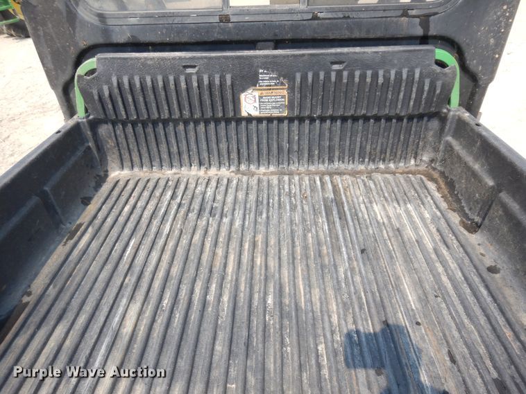 image for item KU9375 2009 John Deere 620i  utility vehicle