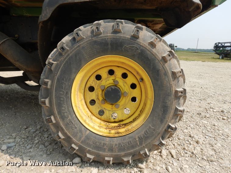 image for item KU9375 2009 John Deere 620i  utility vehicle