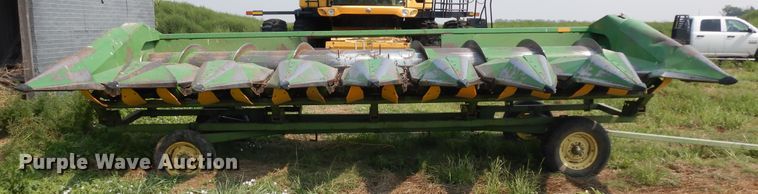 image for item KU9384 John Deere 853A  all-crop head