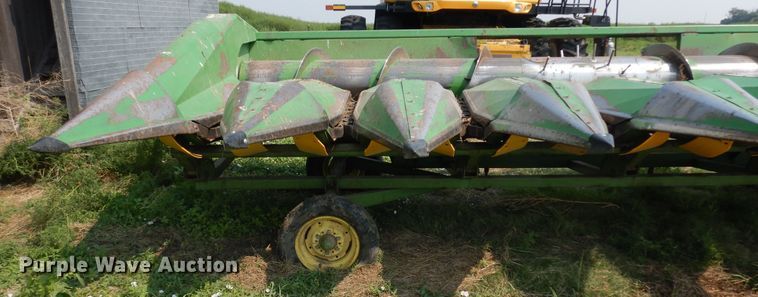 image for item KU9384 John Deere 853A  all-crop head