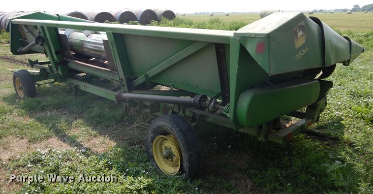 image for item KU9384 John Deere 853A  all-crop head