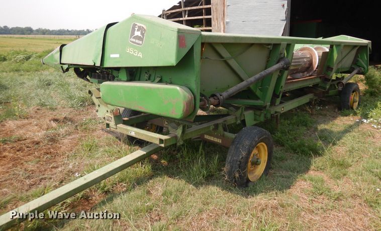 image for item KU9384 John Deere 853A  all-crop head