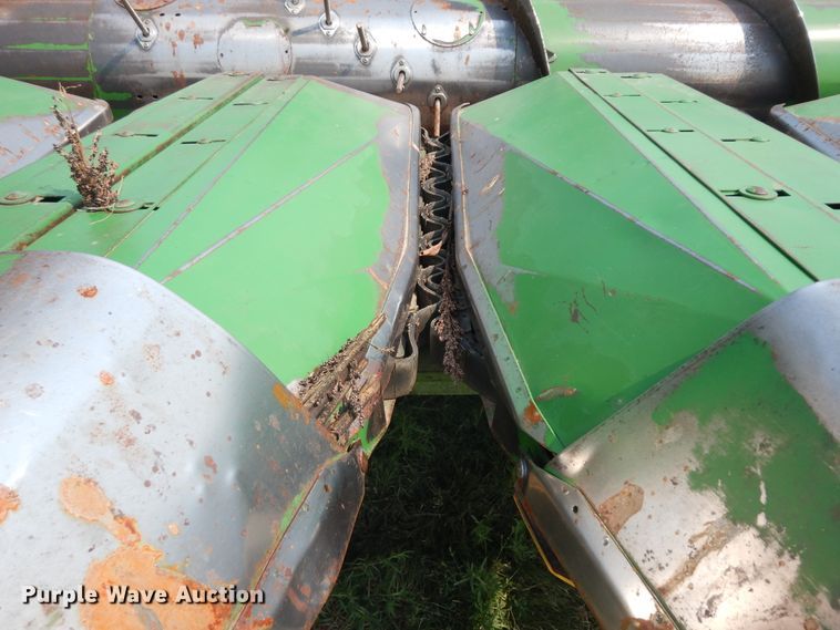image for item KU9384 John Deere 853A  all-crop head