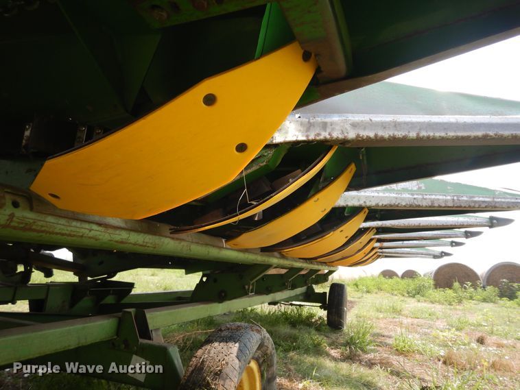 image for item KU9384 John Deere 853A  all-crop head