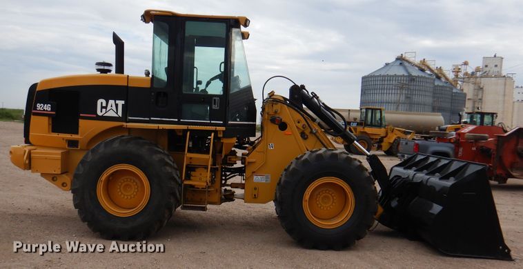image for item DK8064 2002 Caterpillar 924G  wheel loader