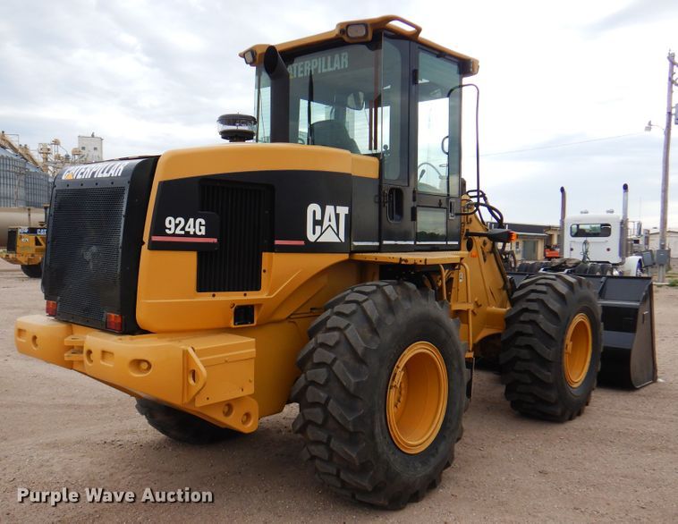 image for item DK8064 2002 Caterpillar 924G  wheel loader