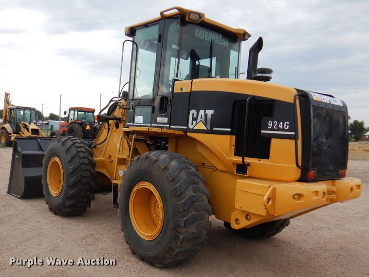 image for item DK8064 2002 Caterpillar 924G  wheel loader