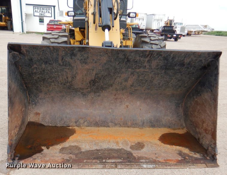 image for item DK8064 2002 Caterpillar 924G  wheel loader