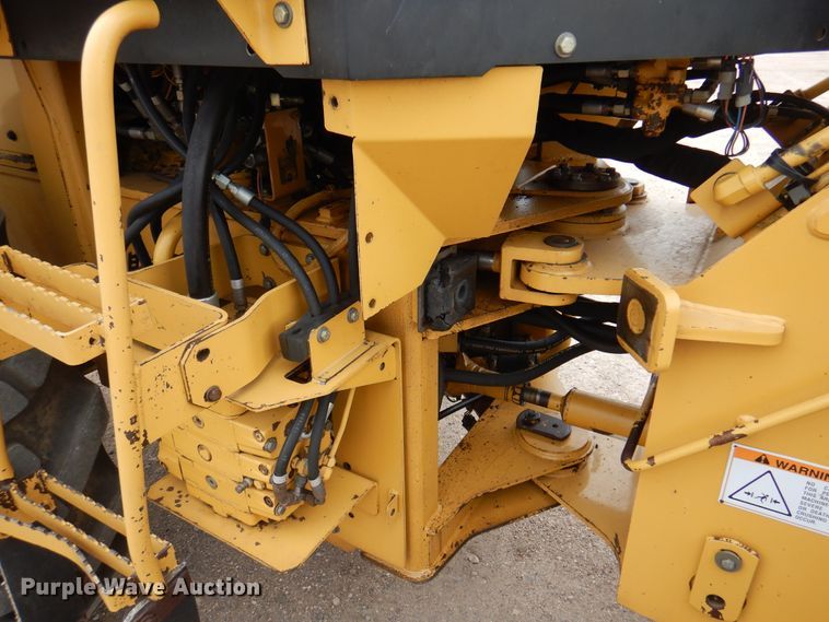 image for item DK8064 2002 Caterpillar 924G  wheel loader