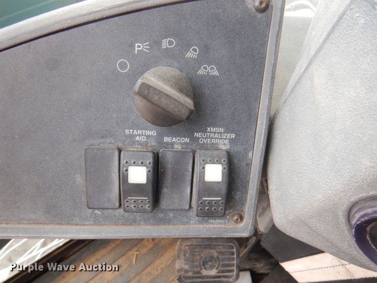 image for item DK8064 2002 Caterpillar 924G  wheel loader