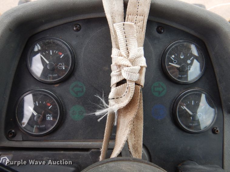 image for item DK8064 2002 Caterpillar 924G  wheel loader