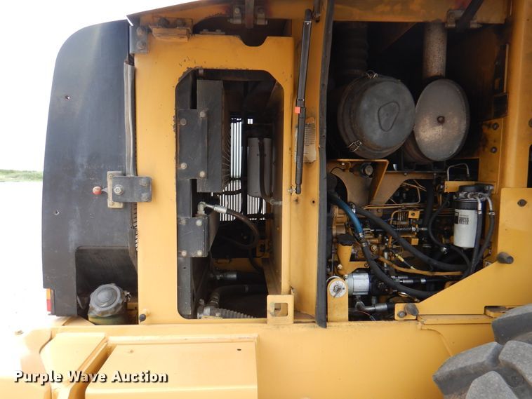image for item DK8064 2002 Caterpillar 924G  wheel loader