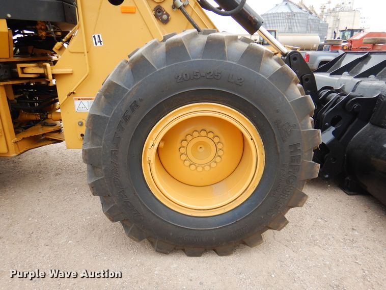 image for item DK8064 2002 Caterpillar 924G  wheel loader