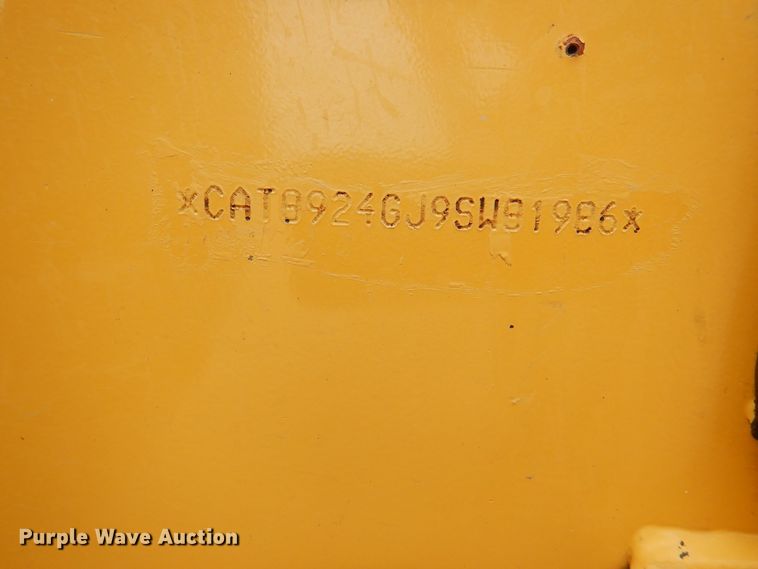 image for item DK8064 2002 Caterpillar 924G  wheel loader