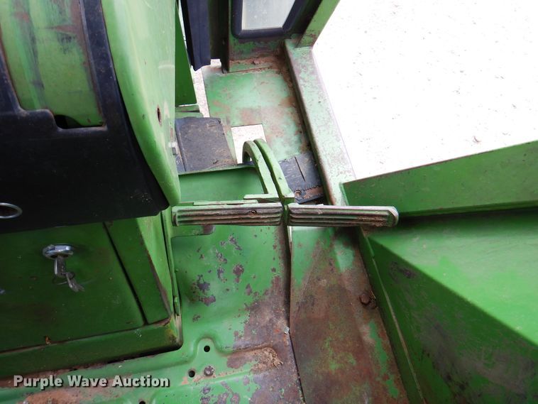 image for item DK8065 1972 John Deere 4020  tractor