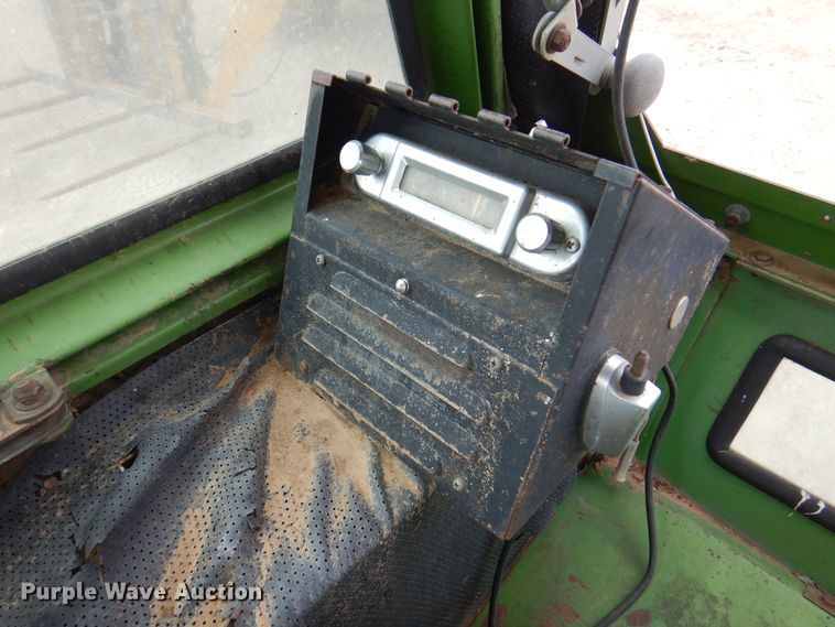 image for item DK8065 1972 John Deere 4020  tractor