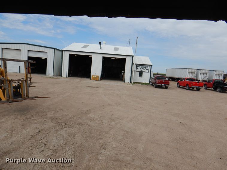 image for item DK8065 1972 John Deere 4020  tractor