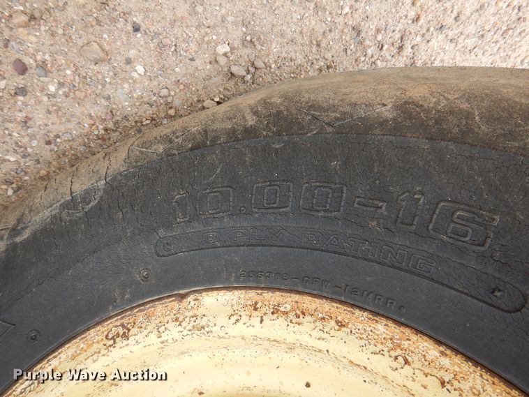 image for item DK8065 1972 John Deere 4020  tractor