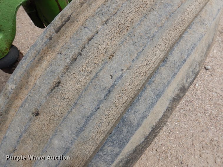 image for item DK8065 1972 John Deere 4020  tractor