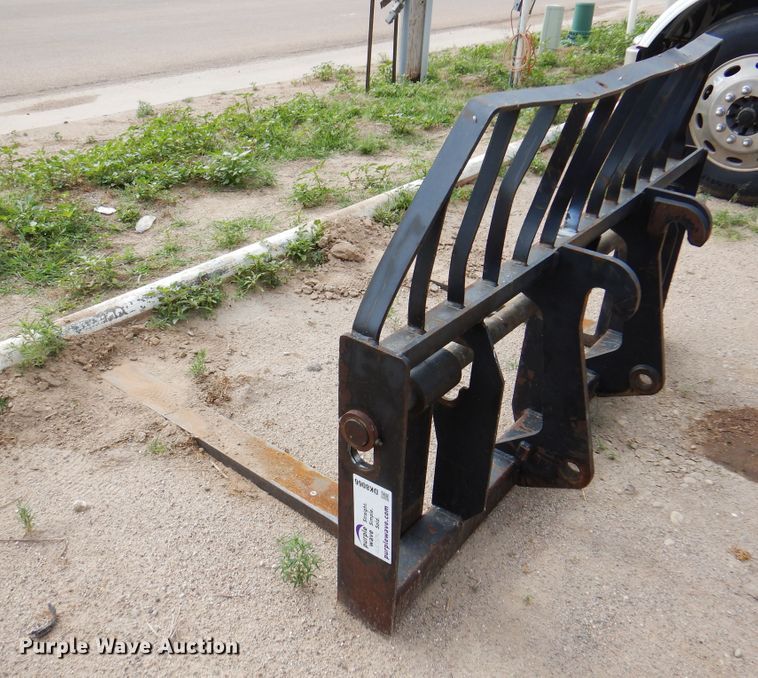 image for item DK8066 Caterpillar 174  5'L forks