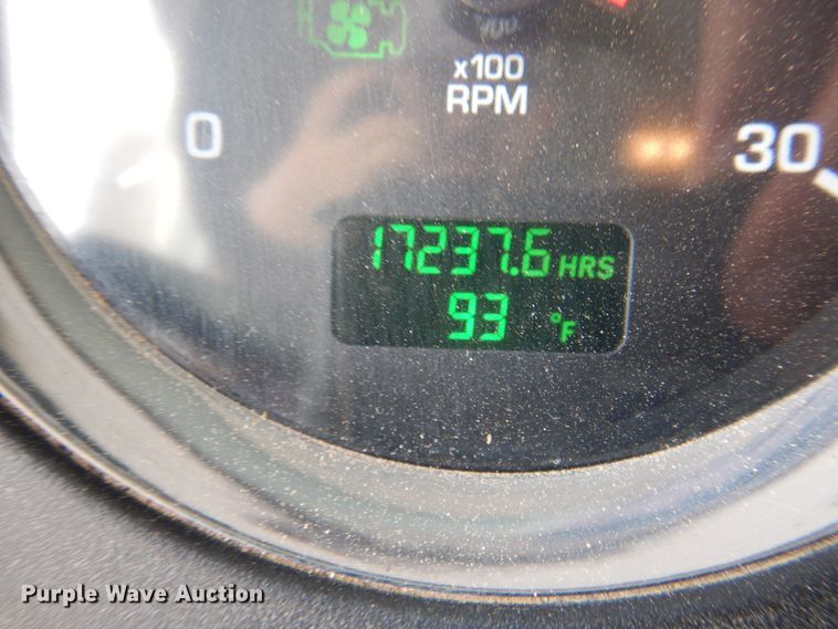 image for item DK8067 2011 Kenworth W900  semi truck