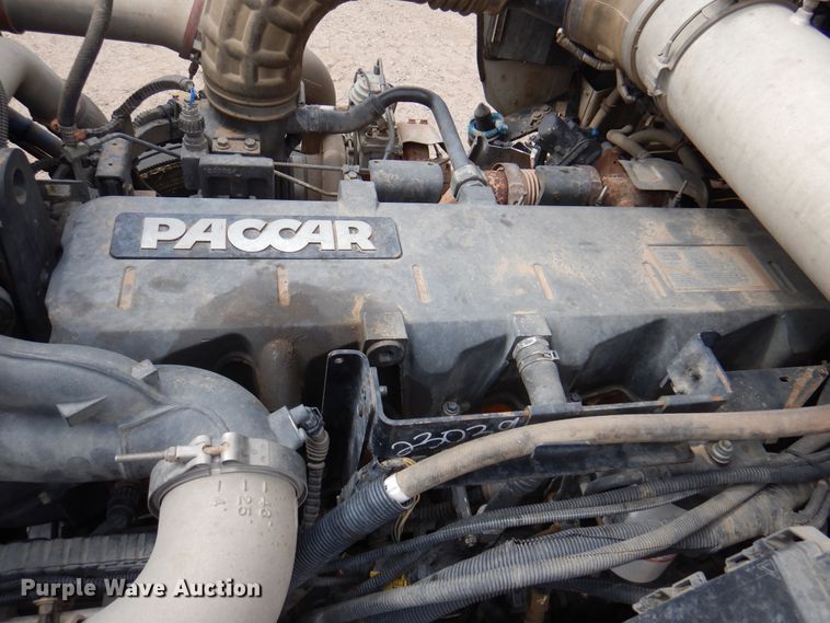 image for item DK8067 2011 Kenworth W900  semi truck