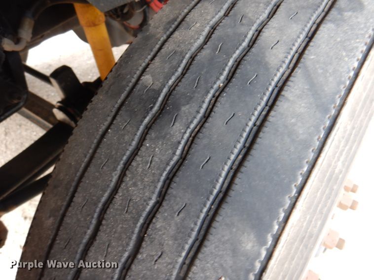 image for item DK8067 2011 Kenworth W900  semi truck