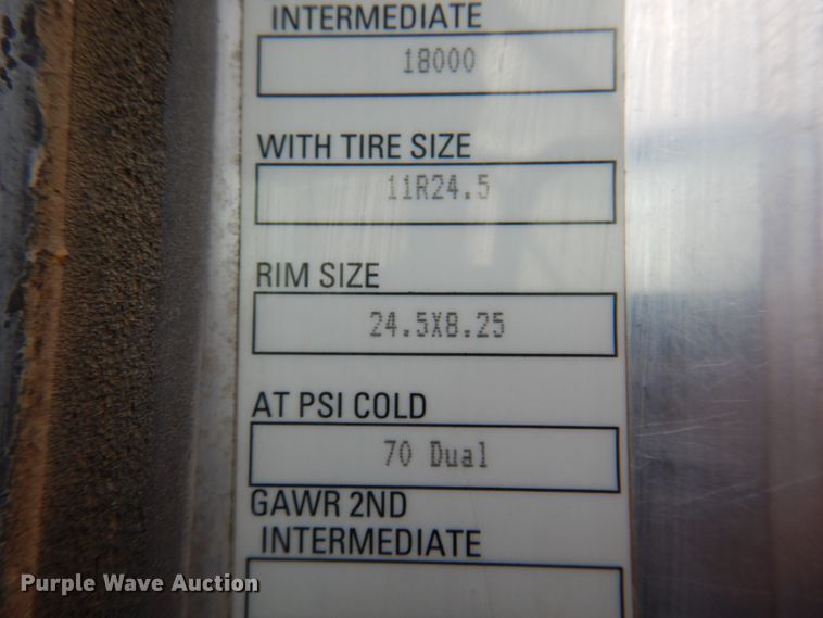 image for item DK8067 2011 Kenworth W900  semi truck