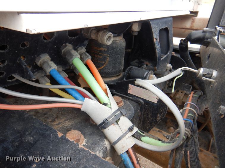 image for item DK8069 2005 Kenworth W900  semi truck