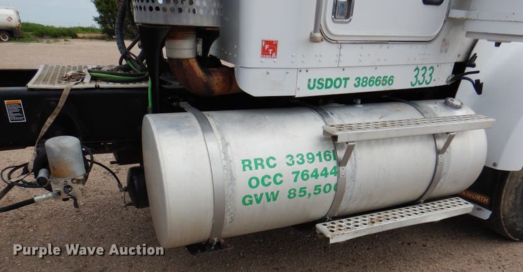 image for item DK8069 2005 Kenworth W900  semi truck