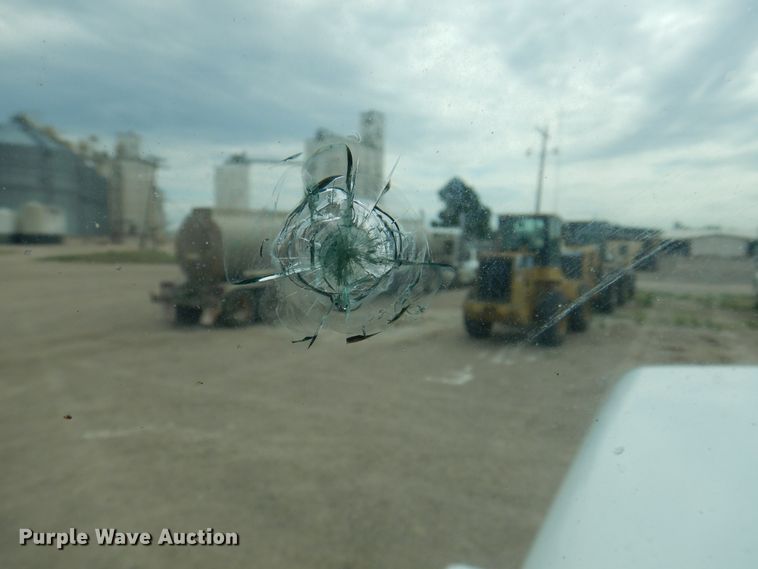 image for item DK8069 2005 Kenworth W900  semi truck