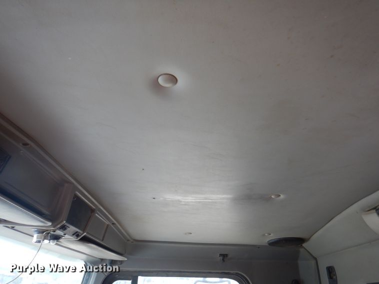 image for item DK8069 2005 Kenworth W900  semi truck