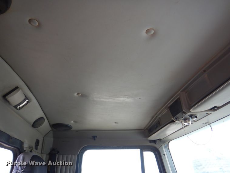 image for item DK8069 2005 Kenworth W900  semi truck