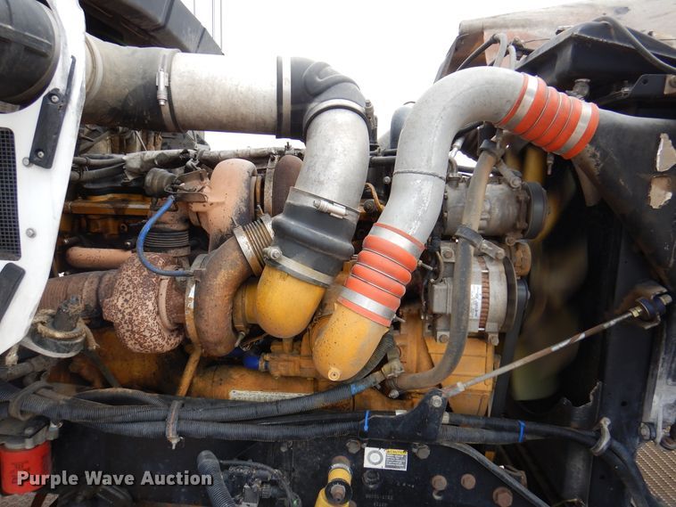 image for item DK8069 2005 Kenworth W900  semi truck