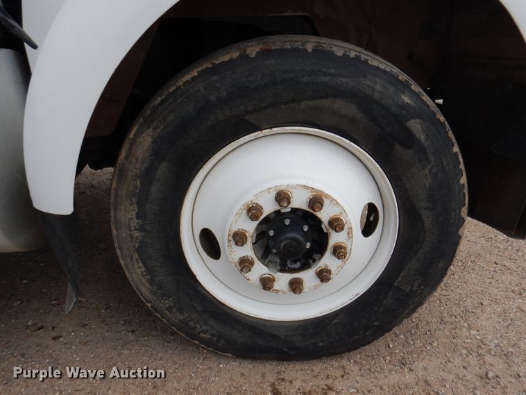 image for item DK8069 2005 Kenworth W900  semi truck