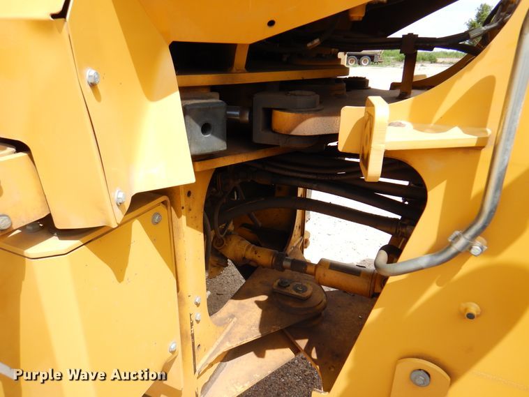 image for item DK8070 2011 Caterpillar 930H  wheel loader