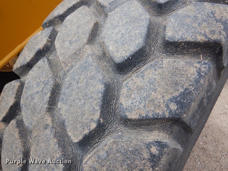 image for item DK8070 2011 Caterpillar 930H  wheel loader